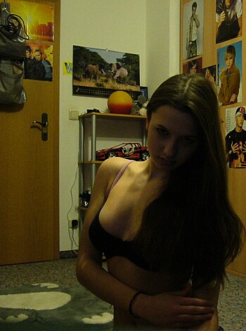 Young gf Becca pose at home - Photo 271