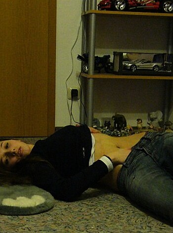 Young gf Becca pose at home - Photo 280