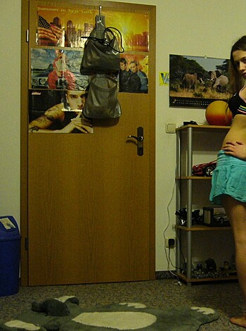 Young gf Becca pose at home - Photo 285