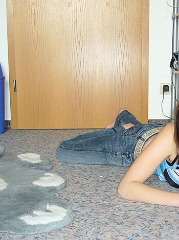 Young gf Becca pose at home - Photo 342