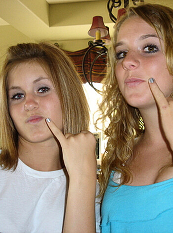 Naked Amateur girl - Photo 3