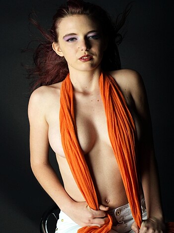 Amateur Model 1 - Photo 19