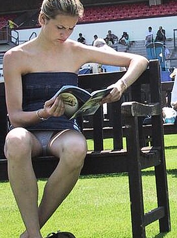 Upskirts - Photo 5