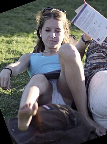 Upskirts - Photo 18