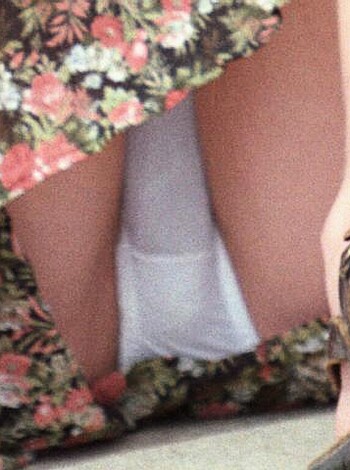 Upskirts - Photo 37