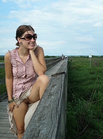 Florida sunshine without panties and bras - Photo 15