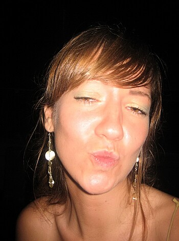 Amateur girl in undewear and naked - Photo 3