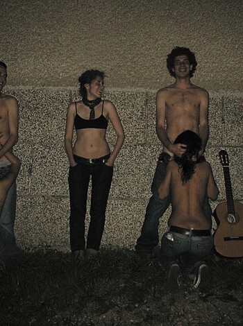 PikoTOP - Outdoor group sucking teengirls - Photo 27