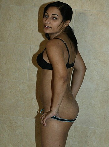 Bathing girlfriend - Photo 68