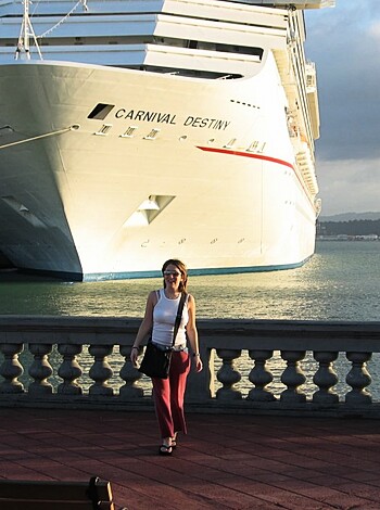 Couple at vacation - Photo 2