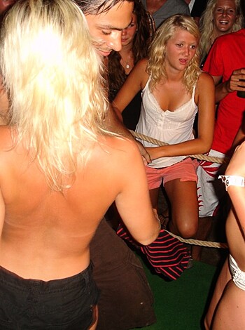 PikoTOP - Hot naked girls at party - Photo 9