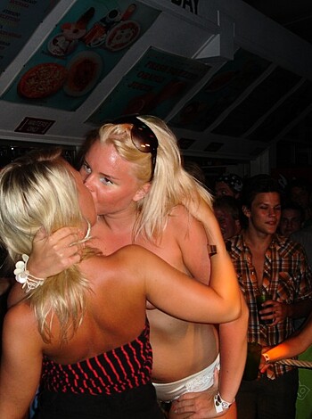 PikoTOP - Hot naked girls at party - Photo 189