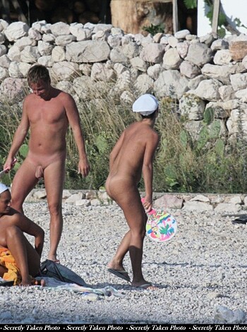 Nudists in baska ( krk / croatia ) - Photo 14
