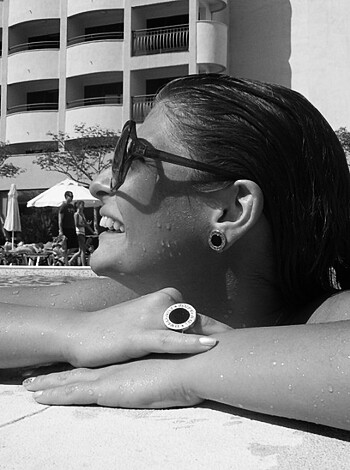 Topless vacation on the beach - Photo 60
