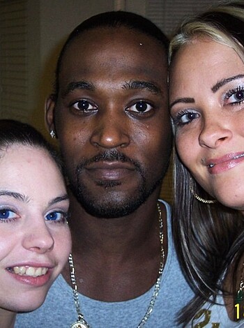 3 pussy for 1 black cock - Photo 102