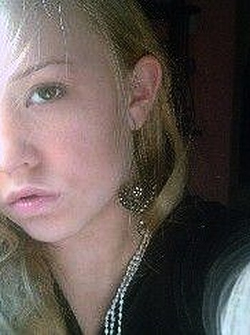 Young blonde selfshots - Photo 16