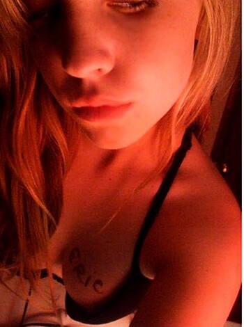 Young blonde selfshots - Photo 31