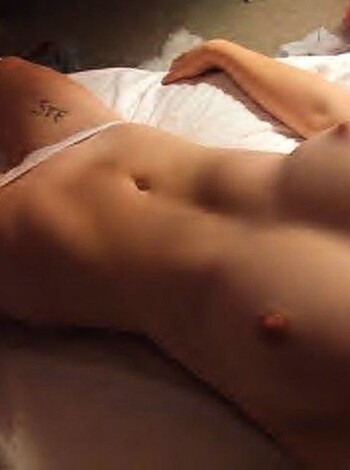 Young blonde selfshots - Photo 47