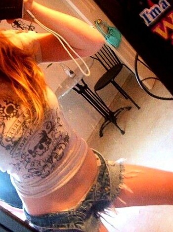 Young blonde selfshots - Photo 68