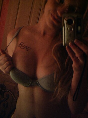 Young blonde selfshots - Photo 71