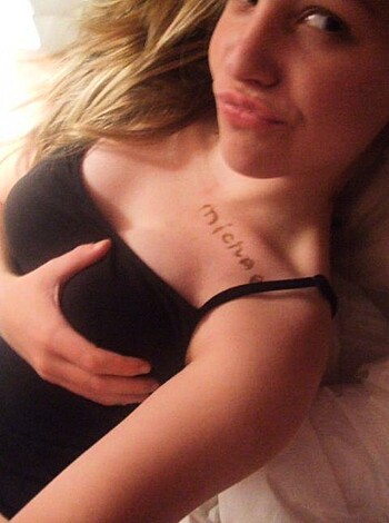 Young blonde selfshots - Photo 74