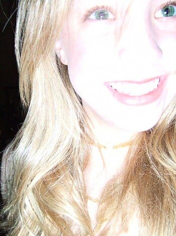 Young blonde selfshots - Photo 77