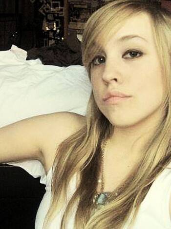 Young blonde selfshots - Photo 90