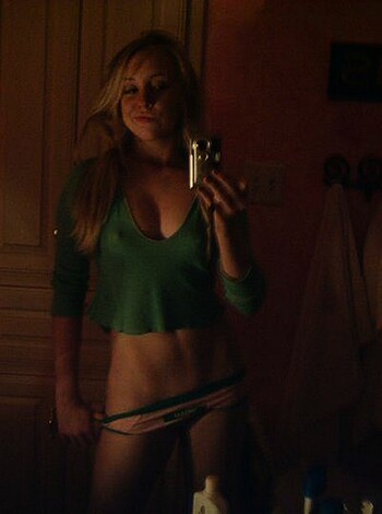 Young blonde selfshots - Photo 93