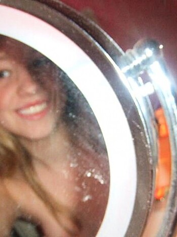 Young blonde selfshots - Photo 95