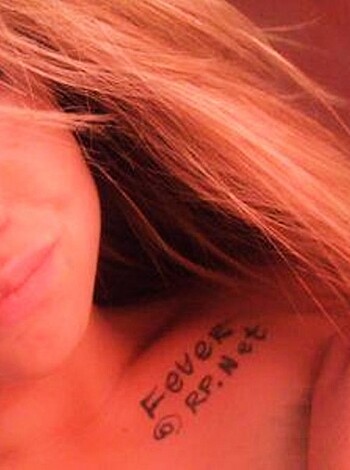 Young blonde selfshots - Photo 129