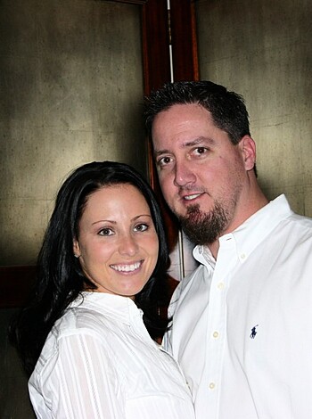 Christmas couple fun - Photo 74