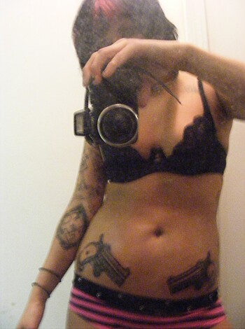 Selfshots - tatooed peacock - Photo 5