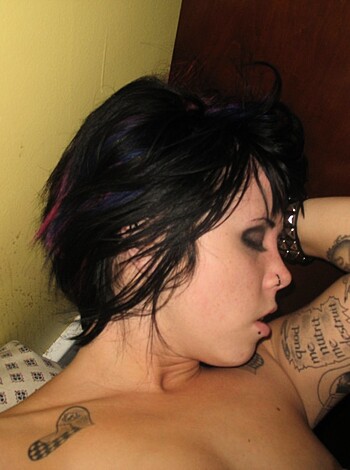 Selfshots - tatooed peacock - Photo 9