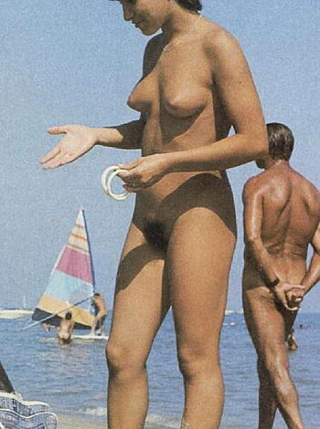 Vintage photos with nudist girls - Photo 27