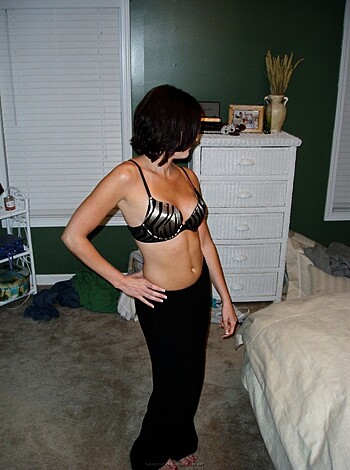 With new girlfriend on Vacation - Photo 10