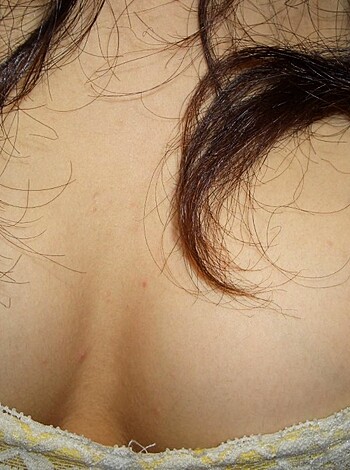 Shaved pussy of young asian girl - Photo 3