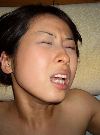 Shaved pussy of young asian girl - Photo 279