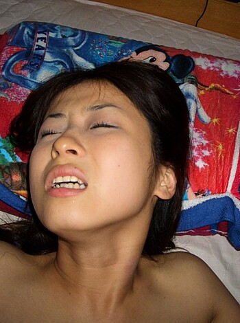 Shaved pussy of young asian girl - Photo 358