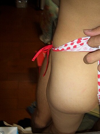 Shaved pussy of young asian girl - Photo 392