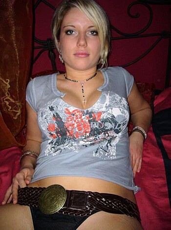 Nina - So Sexy Amateur Blonde - Photo 22