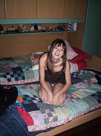 Mercedes - Amateur Teen Cutie in her Undies - Photo 3