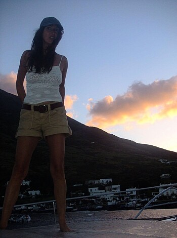 Vacation on yacht with sexy girl - Photo 34