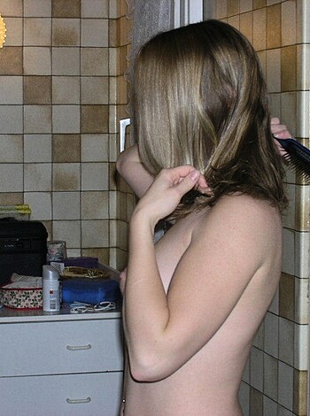 Kelly - Amateur Blonde Teen - Photo 36