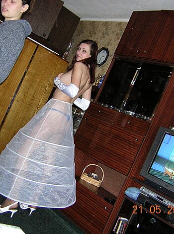 Olga - Hot Amateur Girl - Photo 2