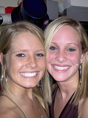 Nice girlfriend - from college - Photo 4