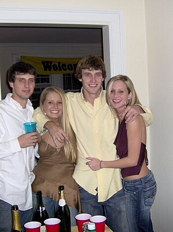 Nice girlfriend - from college - Photo 3