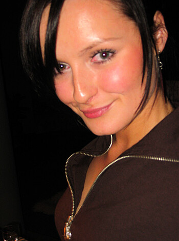 Girlfriend nude at vacation - Photo 21