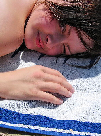 Girlfriend nude at vacation - Photo 45