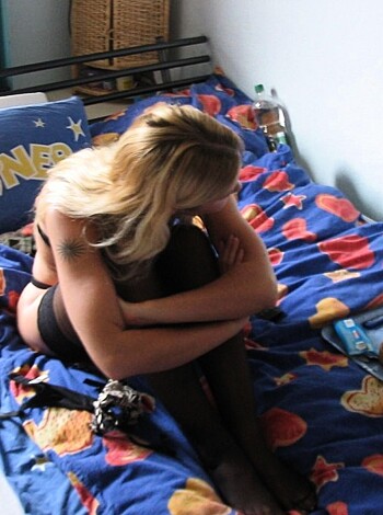 Shaved blonde sucking and masturbating - Photo 34