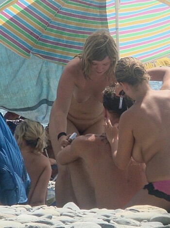 Trio of hot german teens naked on the beach - Photo 30